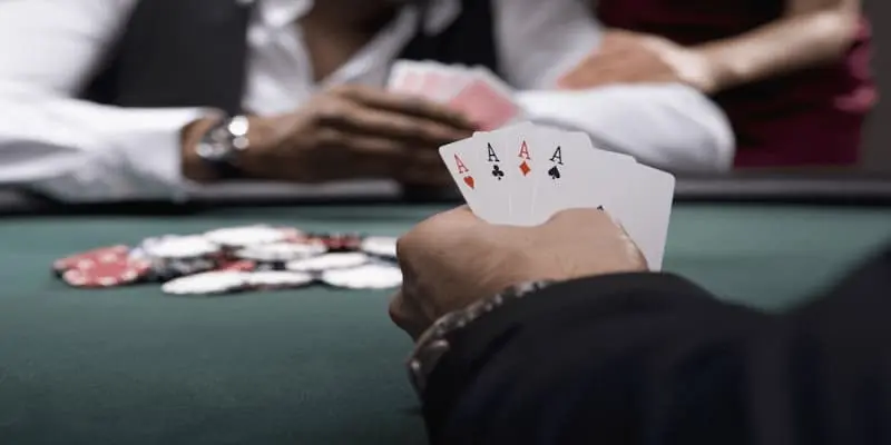 Các bước đánh bài cá cược tấn